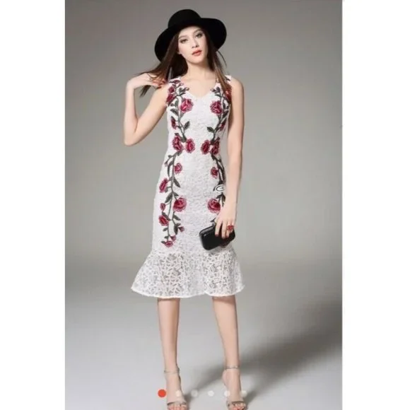 vintage lace floral dress Embroidered white Sz 12 frill fishtail KOREAN cocktail - Picture 2 of 8